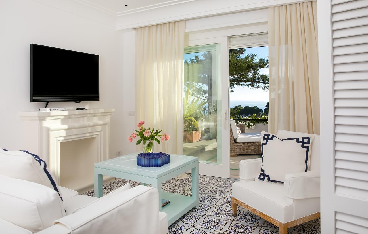 Hotel La Minerva กาปรี ภายนอก รูปภาพ